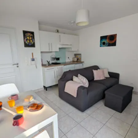 Charmant, Vue - 2 Pers. * Neuvecelle